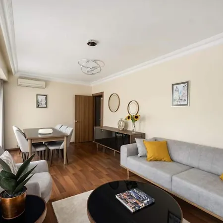 Lovely Bright Modern 1bed1bath! #159 * 伊斯坦布尔